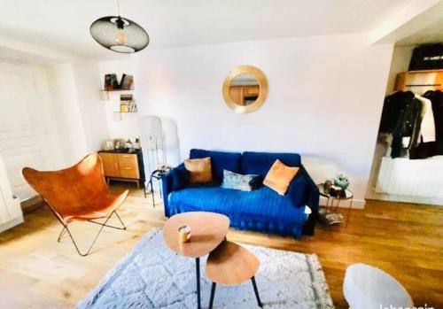 TRENDY one bedroom in the center of Fontainebleau