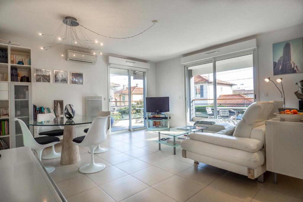 Très bel Appartement Antibes 270 Chemin des Oliviers, 06600 Antibes