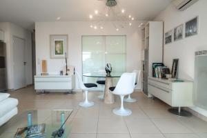 Très bel Appartement Antibes