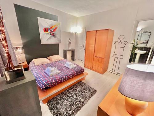 Très bel appartement Centre de Paris 5/6 P / 2 CH