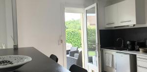 Très bel appartement dans villa avec piscine