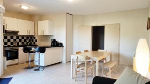 Appartement Très bel appartement spacieux Domaine de Manon 330 Av De Paris 83870 Signes Provence-Alpes-Côte d\'Azur