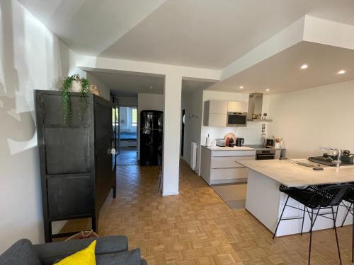 Très bel appartement T3 centre ville, commerces et gare
