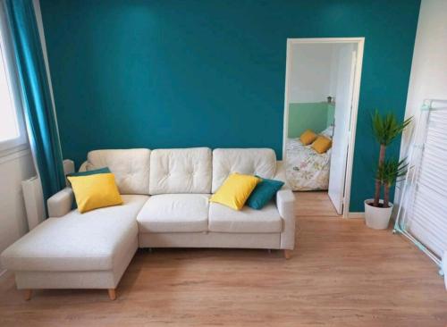 Très bel appartement T3 - Métro Mermoz - Parking
