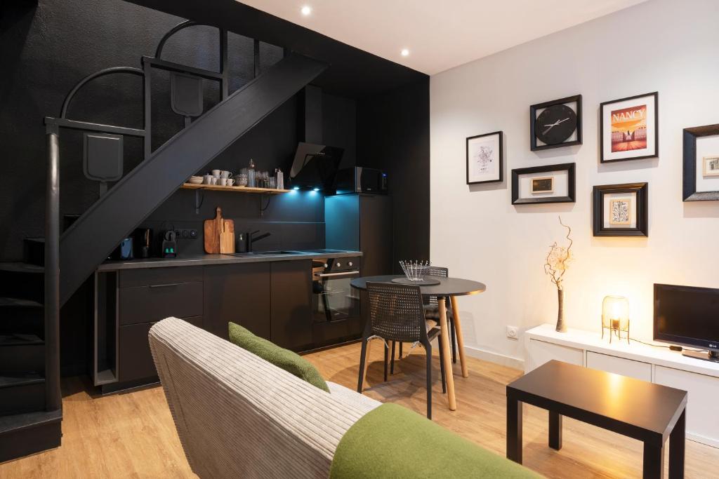 Très bel appartement type loft de 40 m2 dans maison avec parking privatif 67380 Lingolsheim