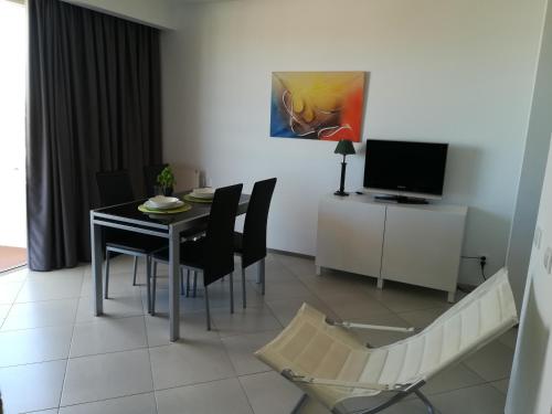 Tres Castelos Apartamento 1203