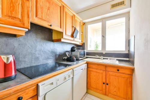 Très joli appartement vue mer, proche centre-ville