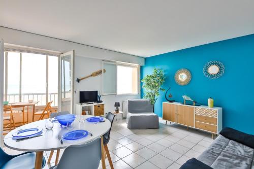 Très joli appartement vue mer, proche centre-ville