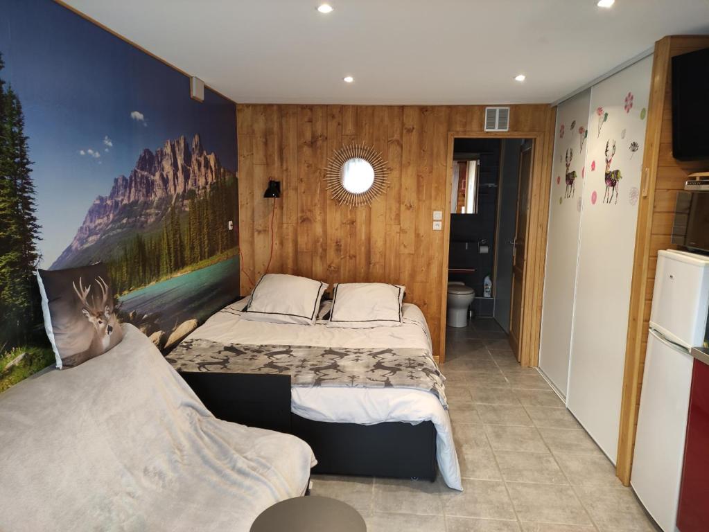 Appartement Très joli studio de 25m2 dans RDC d'un Chalet. 9 Rue des Myrtilles 66210 Formiguères