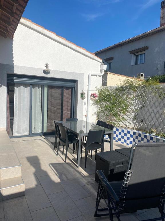 Appartement Très jolie T2 74 Allée des Violettes 13400 Aubagne