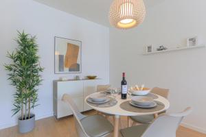 Appartement Trindade Family Apartment w/ Parking Place Rua de Camões, 289 4 Dto 4000-145 Porto Région Nord