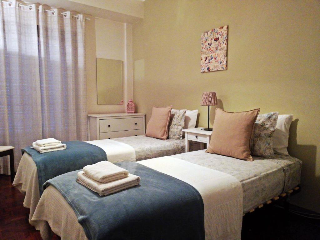 TripGeo Apartment Roma Rua David de Sousa Nº 8 3º Esquerda, 1000-107 Lisbonne