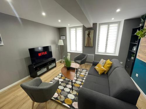 Triplex avec terrasse en plein centre ville