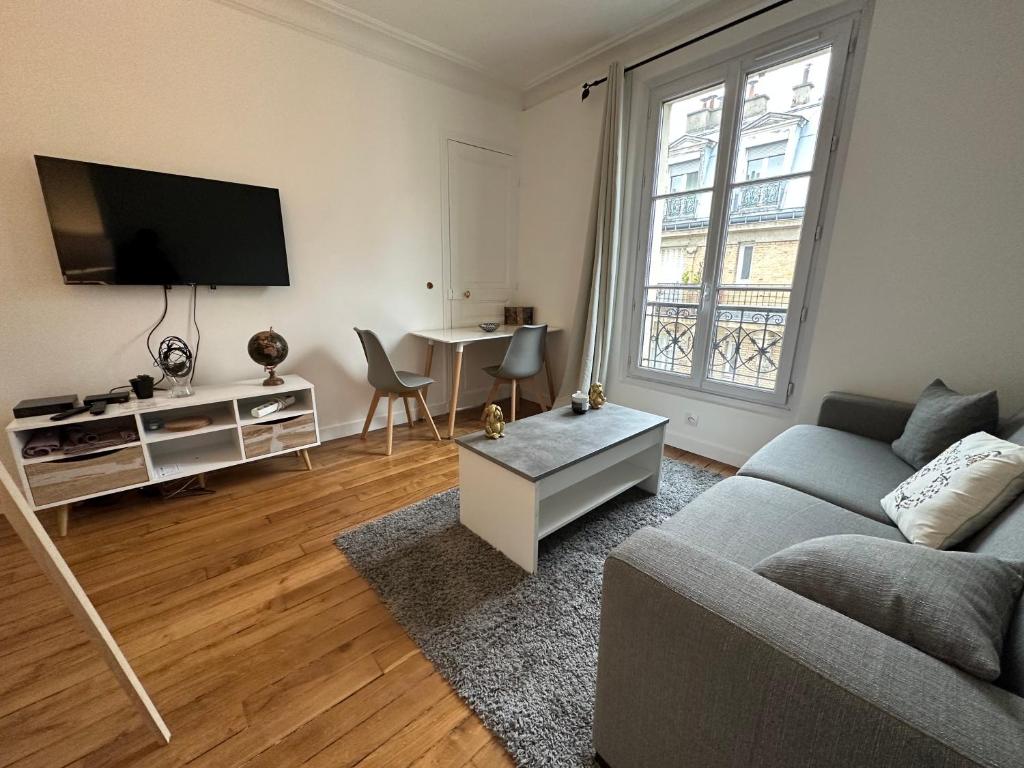 Appartement TROCADÉRO CHAMP ÉLYSÉE PARIS 19 Rue du Bouquet de Longchamp 75116 Paris