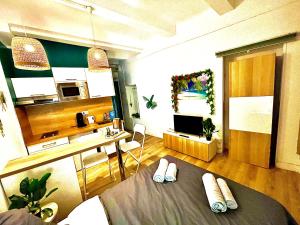 *Tropical*Hyper centre *Fibre Wifi*Studio