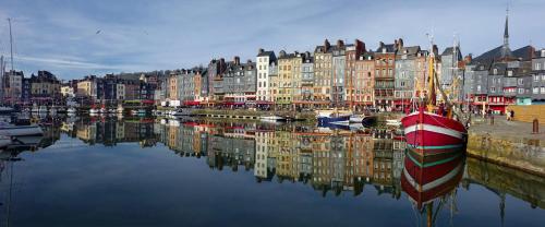 Trouville sur mer vue sur la Touque