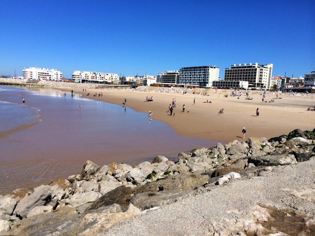 Appartement Tubarinho Apartment Rua Joaquim de Matosa, nº 25, apartamento 416 2825-343 Costa da Caparica