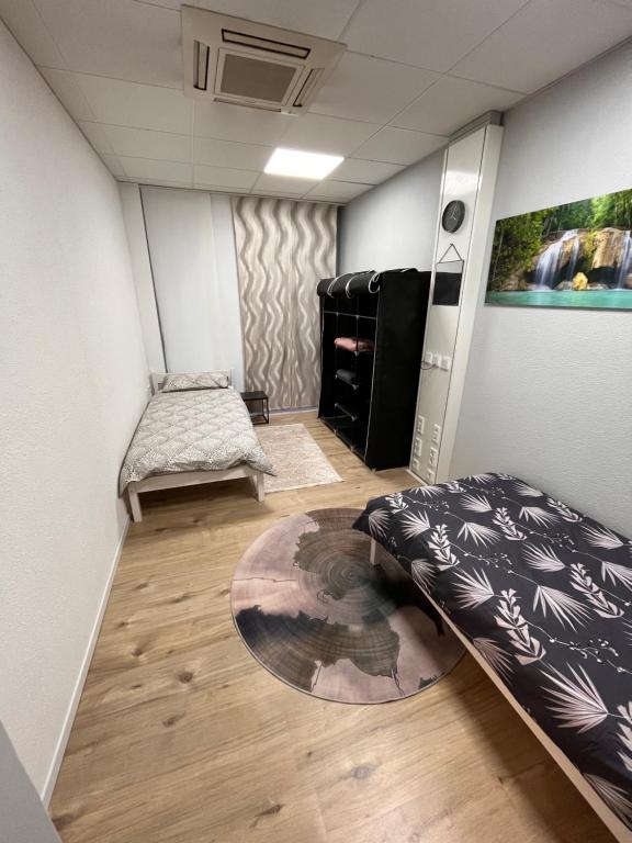 Appartement TuHaus Wohnung Klimaanlage, Waschmaschine, SmartTV und mehr 1 Weingartshofer Straße 88214 Ravensbourg