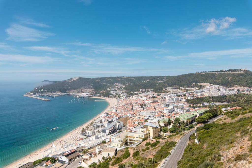 Appartement Turquoise Turtle Apartment - with seaview and A/C Estrada de Argeis 2970-644 Sesimbra