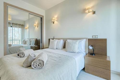Two Bed Apartment in Albur Village, Alvor 2G