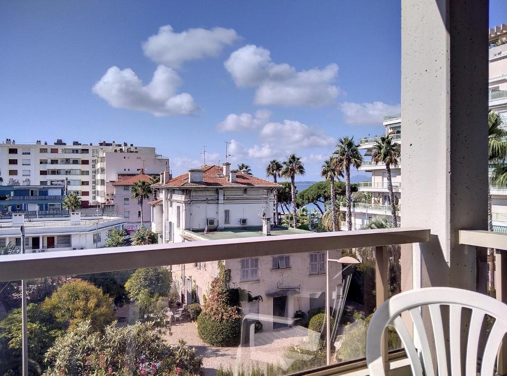 Two bedroom apartment 400m from Quarteira beach - Monthly lets 8125-222 Quarteira