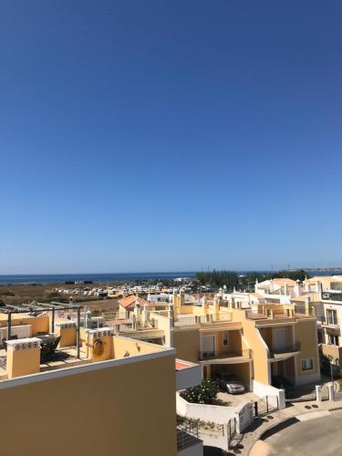 Two Bedroom Apartment in Center of Alvor