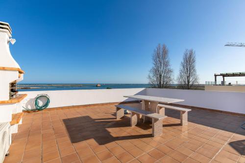 Two Bedroom Apartment in Fuzeta by Ideal Homes