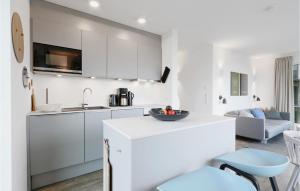 Two-Bedroom Apartment in Lembruch/Dummer See