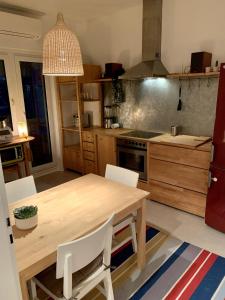 Two-room apartment Düsseldorf - 15 minutes to the center
