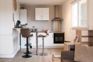 TY KERNOGUET - STUDIO - PARKING - WIFI- BALCON