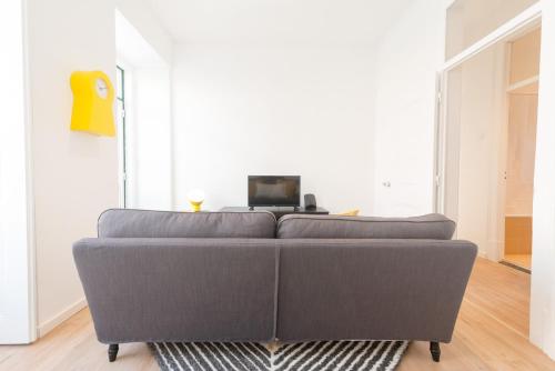 Typical Almirante by Homing