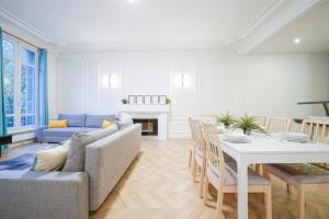 Typical apartment next to Bastille Gare de Lyon