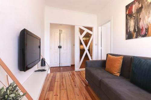 Typical Mouraria by Homing