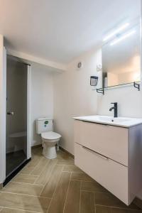 Typical Parisian Flat in Le Marais