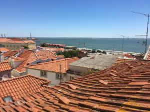 Appartement Typical river view cosy and central Beco dos Ramos 1, Lisbon, Portugal 1100-331 Lisbonne -1