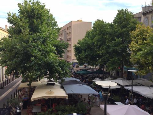 Typique T2 Terrasse situé Quartier Panier Vieux Port