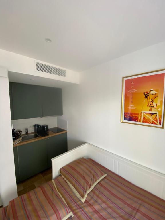 U Caseddu Cannes 124 Avenue de Grasse, 06400 Cannes
