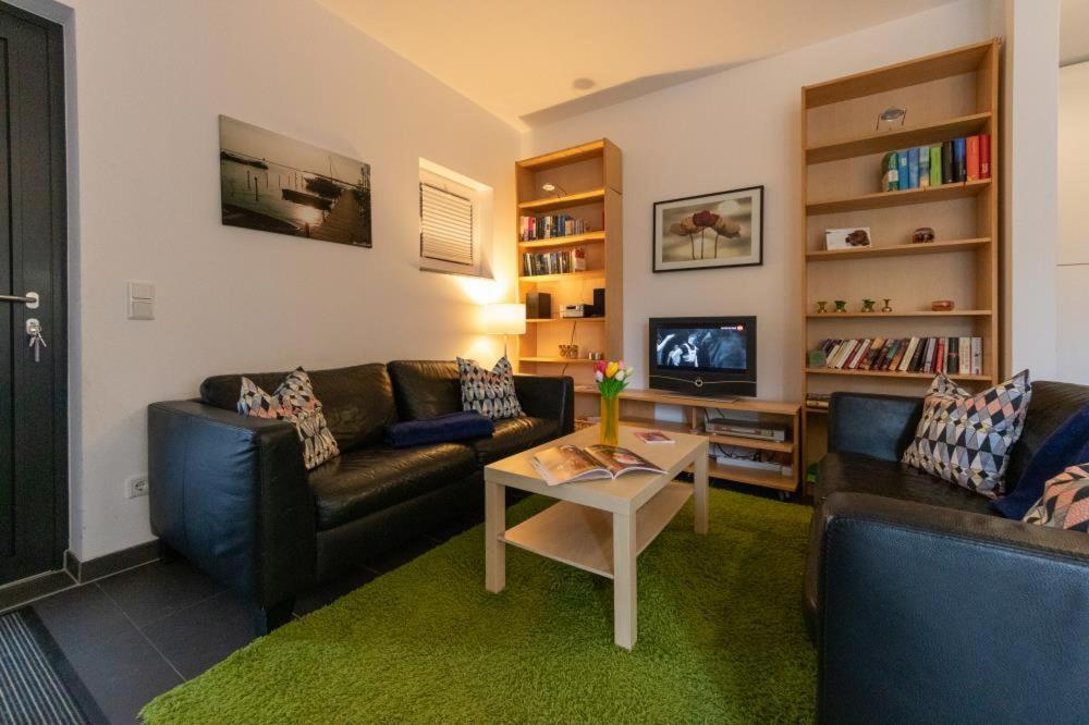 Appartement U7 EG - Charmante Ferienwohnung im Erdgeschoss Mueritzfreude Uferpromenade 7 17207 Röbel