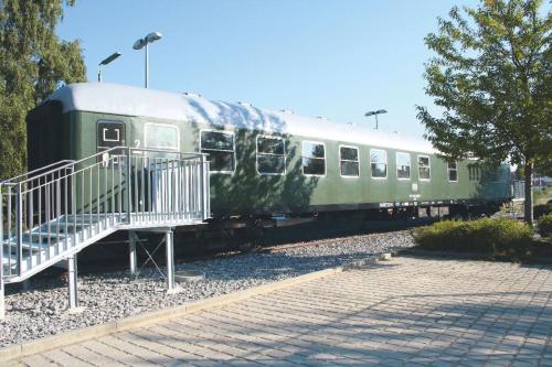 Übernachten im nostalgischen Bahnwaggon