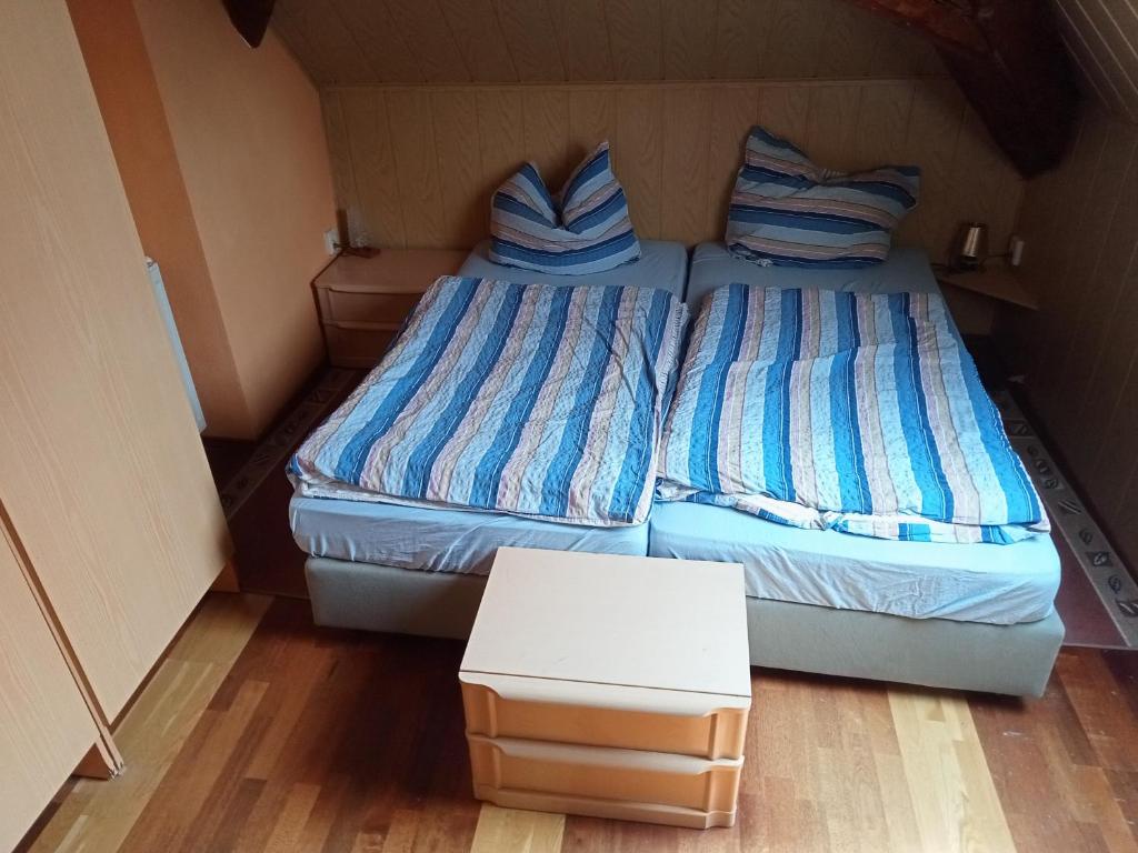 Übernachtungszimmer 1 Schwarzenberger Straße 11, 09487 Schlettau