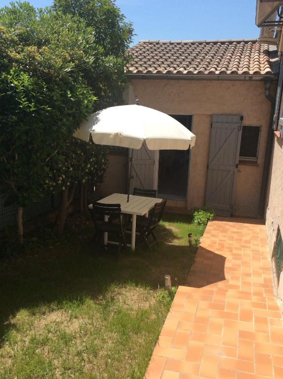 Un petit coin sympa 160 Boulevard Jean Giono, 83300 Draguignan