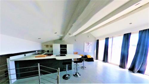 Unique 91 m2, vue sur les arènes
