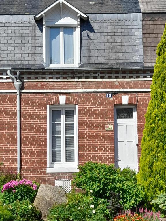 Unique and cosy house located in Paris center