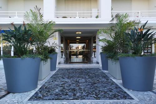 Unique Duplex in the center of Cannes Ideal accomodation for 6 to 7 guests