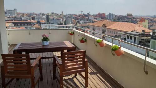 Unique Spacious Penthouse Downtown Porto-40m2 Terrace