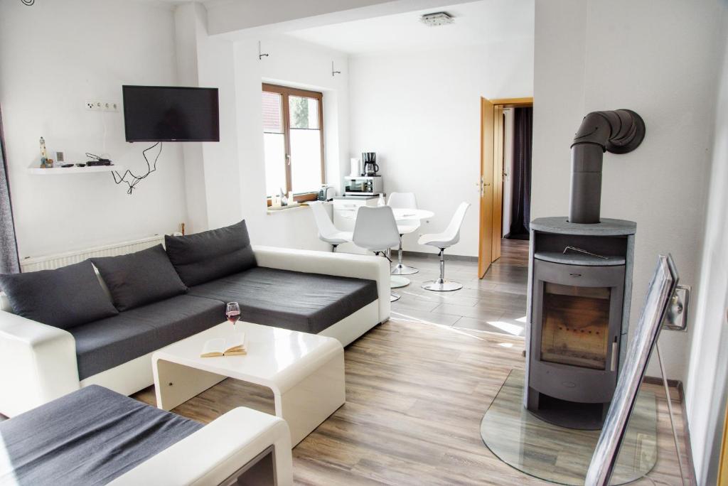unteres Apartment 110qm Alte Dorfstraße 9, 17375 Mönkebude