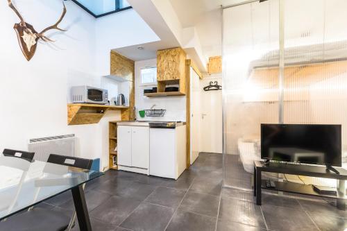 Unusual and charming 25m² near LE MARAIS