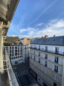 Appartement Upscale 2 Bedroom Apartment Near Champs Elysees 4 Rue Saussier-Leroy 75017 Paris Île-de-France