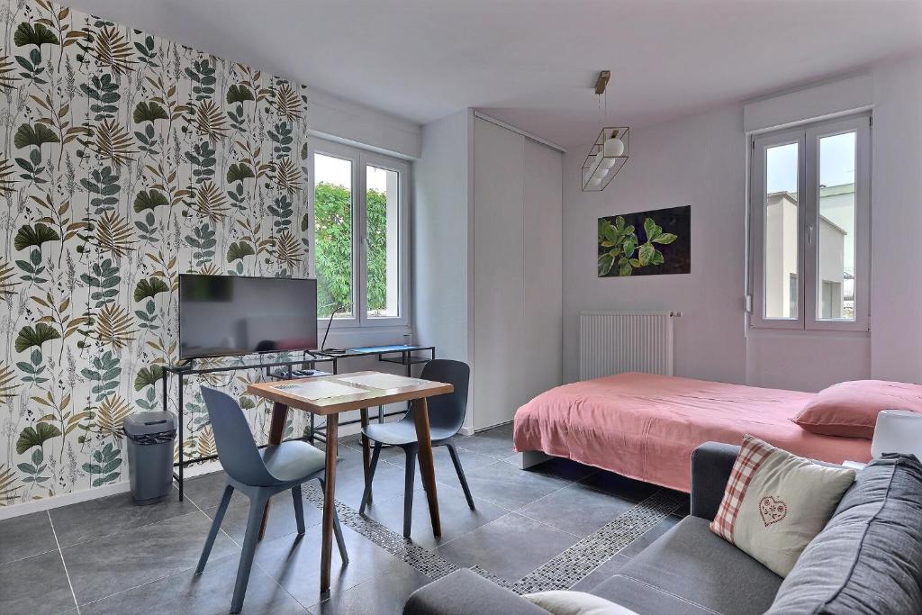 Appartement Urbaine Jardin Studio dans maison bourgeoise \ 13 Rue Bellevue 68400 Riedisheim