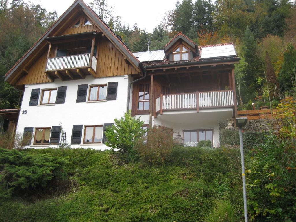 Urlaub mit Blick auf Schiltachs Fachwerkhäuser Am Hirschen 20, 77761 Schiltach